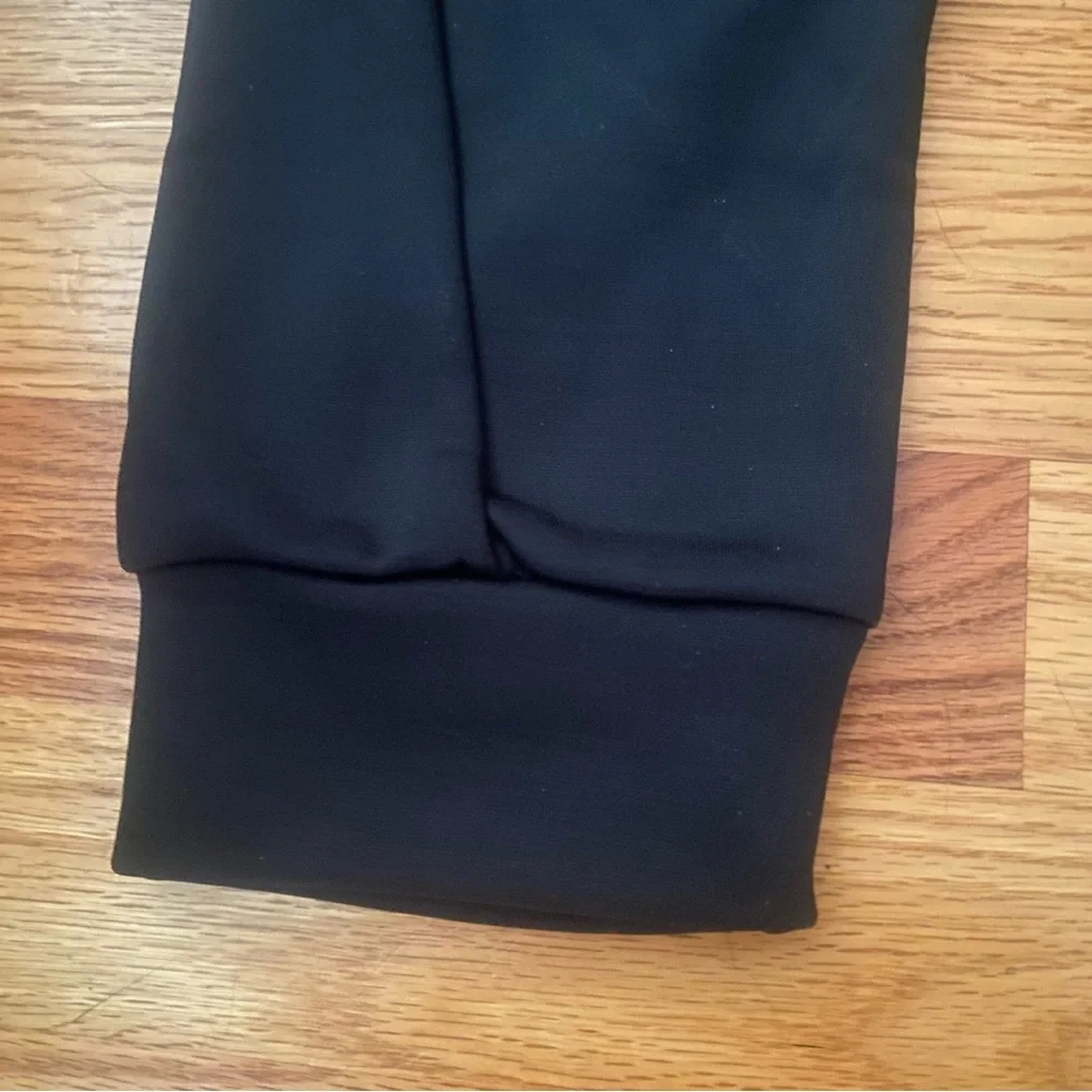 NWT! Zella Kids Classic Joggers (Size Small 7/8)